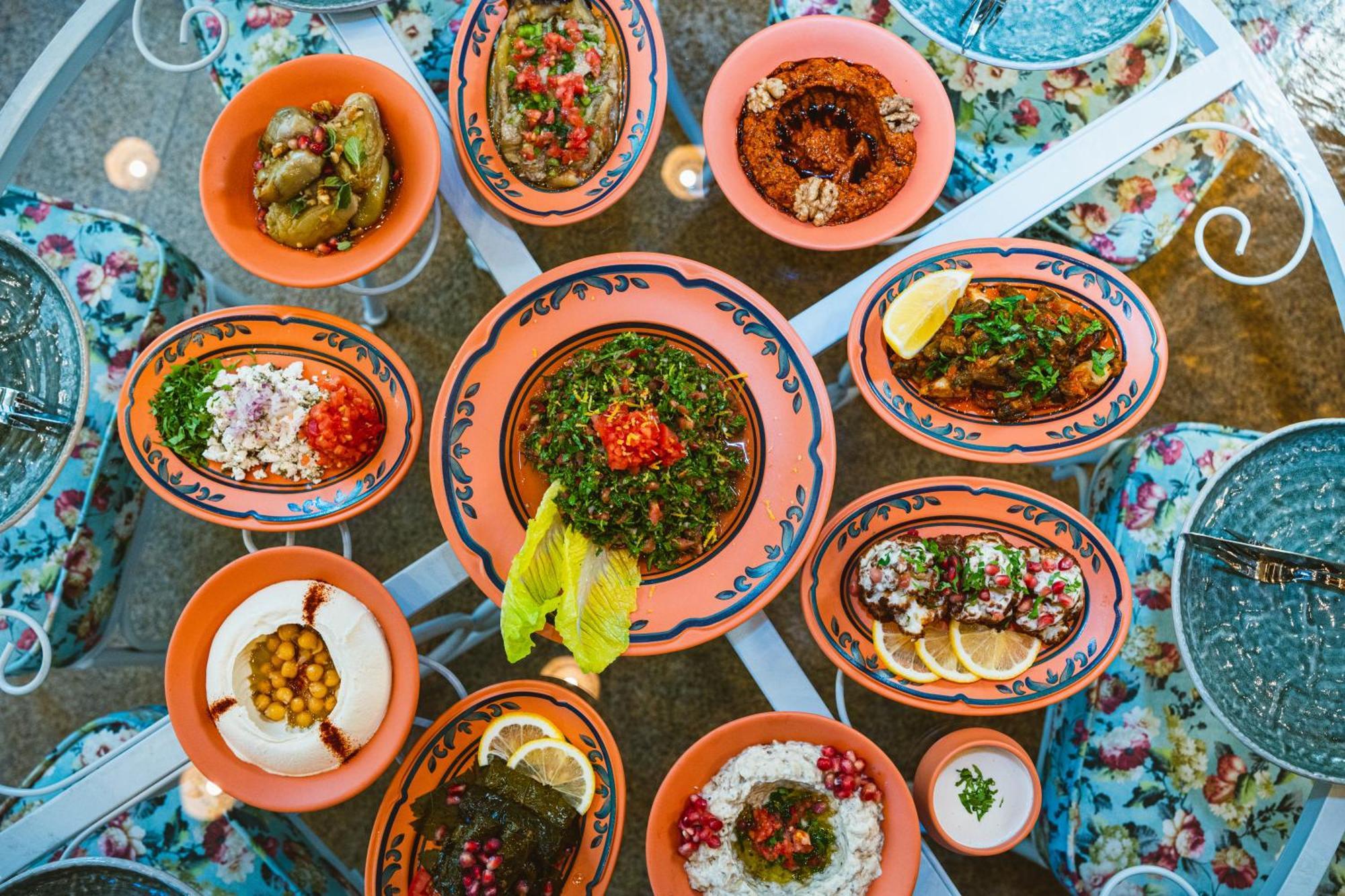 Millennium Place 도하 외부 사진 A selection of Turkish meze