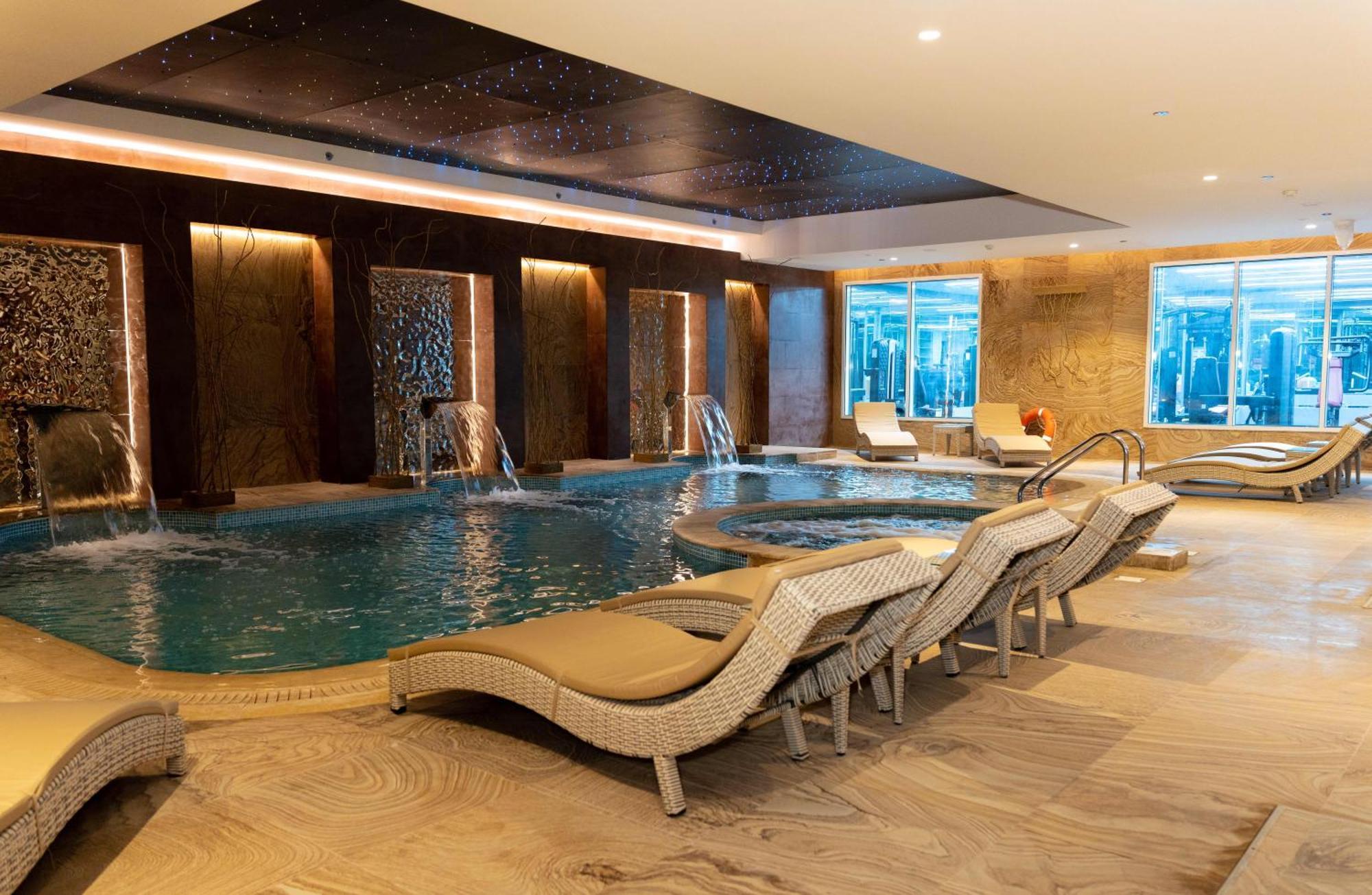 Millennium Place 도하 외부 사진 The spa at the hotel